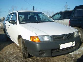 2002 Mazda Familia Photos