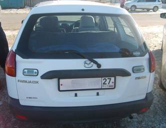2002 Mazda Familia Photos