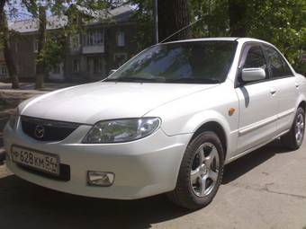 2002 Mazda Familia Pictures
