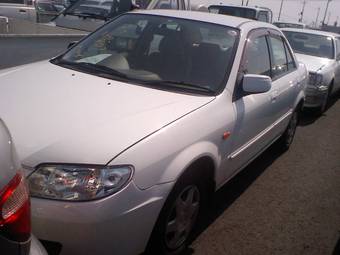 2002 Mazda Familia Pictures