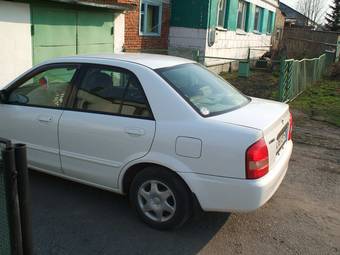 2002 Mazda Familia Pictures