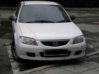 2002 Mazda Familia Photos