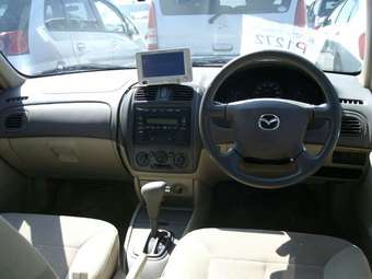 2003 Mazda Familia Photos