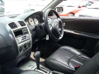 2003 Mazda Familia Photos