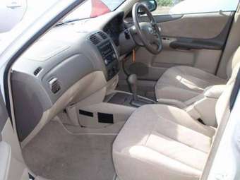 2003 Mazda Familia Pictures