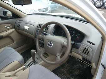 2003 Mazda Familia Images