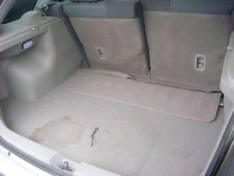 2003 Mazda Familia Photos