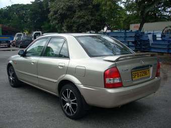 2003 Mazda Familia Pictures