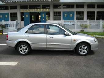 2003 Mazda Familia Pictures