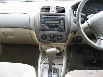 2003 Mazda Familia Pictures