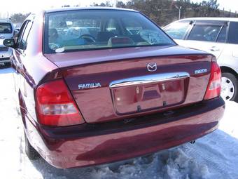 2003 Mazda Familia Pictures