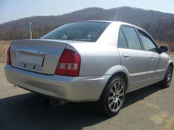 2003 Mazda Familia Photos