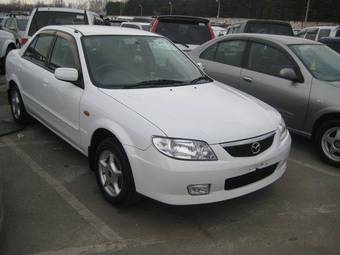 2003 Mazda Familia Pics