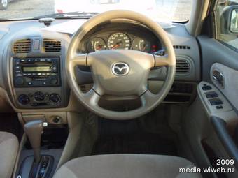 2003 Mazda Familia Photos