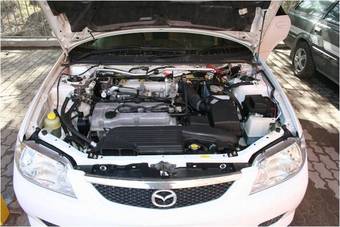 2003 Mazda Familia Photos