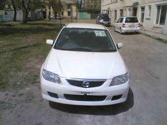 2003 Mazda Familia Photos