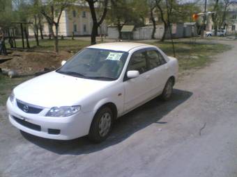 2003 Mazda Familia Photos