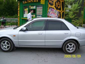 2003 Mazda Familia Pictures