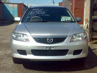 2003 Mazda Familia Images