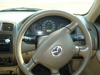 2003 Mazda Familia Photos