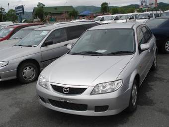 2003 Mazda Familia Photos