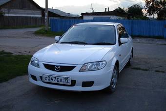 2003 Mazda Familia Photos