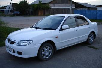 2003 Mazda Familia Pictures