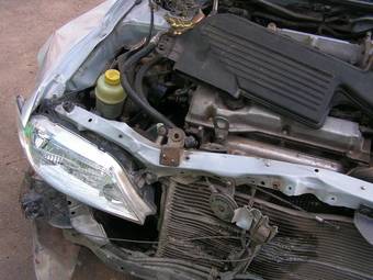 2003 Mazda Familia Pictures