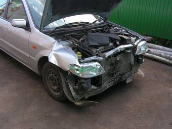 2003 Mazda Familia Pictures