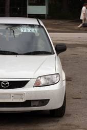 2003 Mazda Familia Pictures