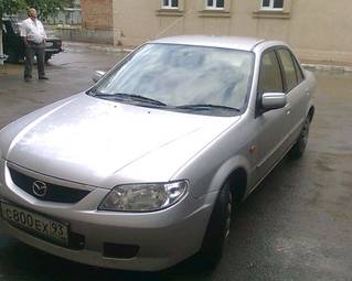 2003 Mazda Familia Pictures