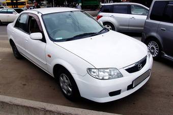 2003 Mazda Familia Photos