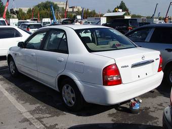 2003 Mazda Familia Pictures