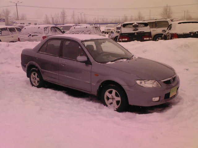 2004 Mazda Familia