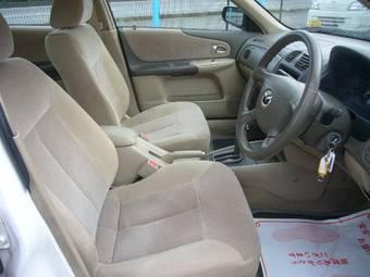 2004 Mazda Familia Pictures