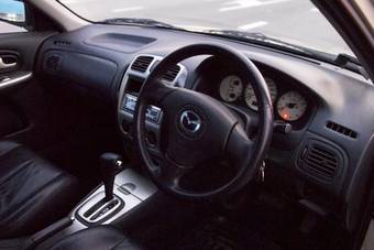 2004 Mazda Familia Photos