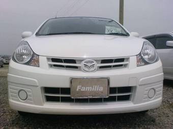 2008 Mazda Familia Photos