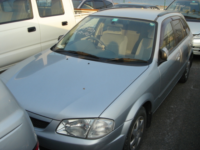 1998 Mazda Familia S-Wagon Wallpapers