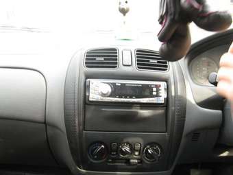 1998 Mazda Familia S-Wagon Photos