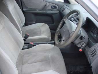 2000 Familia S-Wagon