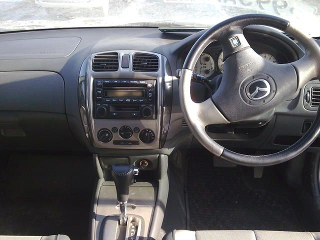 2000 Mazda Familia S-Wagon
