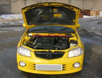 2000 Mazda Familia S-Wagon Photos