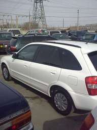 2000 Mazda Familia S-Wagon Pictures