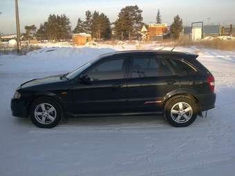 2000 Mazda Familia S-Wagon Pics