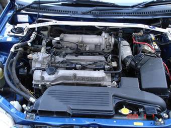 2000 Mazda Familia S-Wagon Images