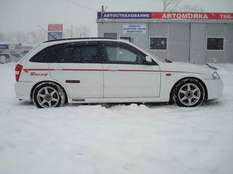 2000 Mazda Familia S-Wagon Photos