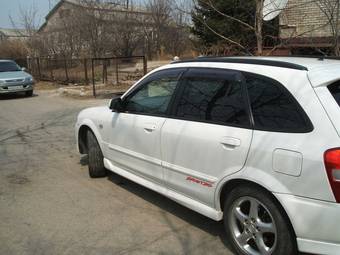 2000 Mazda Familia S-Wagon Pictures