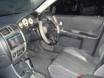 2000 Mazda Familia S-Wagon Photos