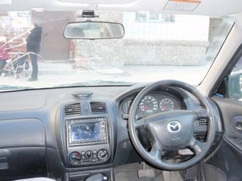 2000 Mazda Familia S-Wagon Images