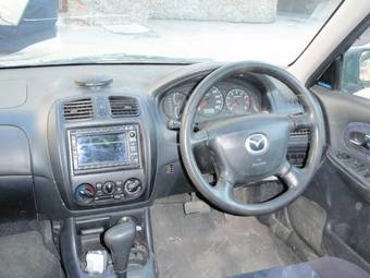 2000 Mazda Familia S-Wagon Pictures